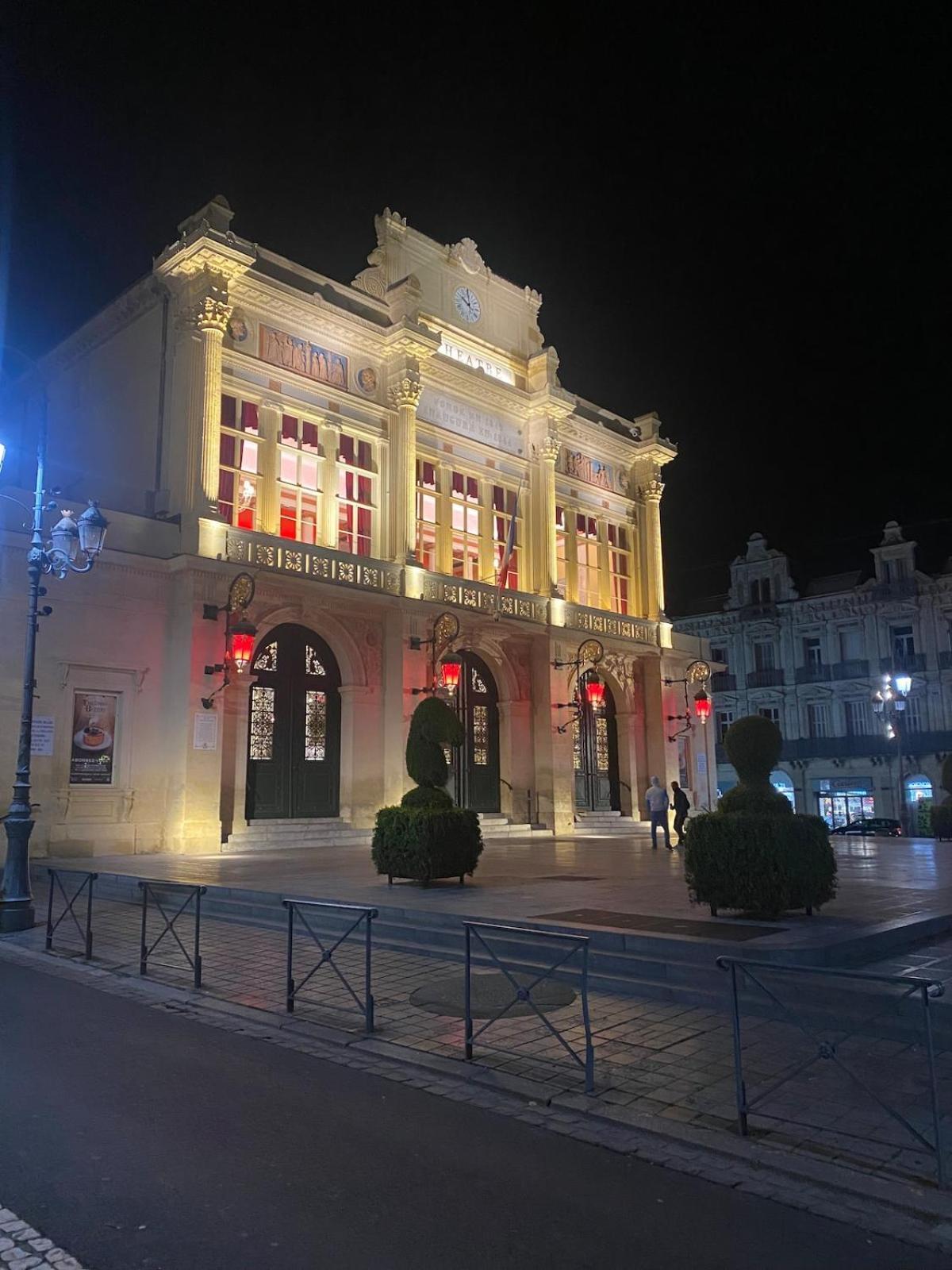 Grand Appartement De 100M2 -Allee Paul Riquet Beziers - 4Chambres - Wifi- Tv Connectee Luaran gambar